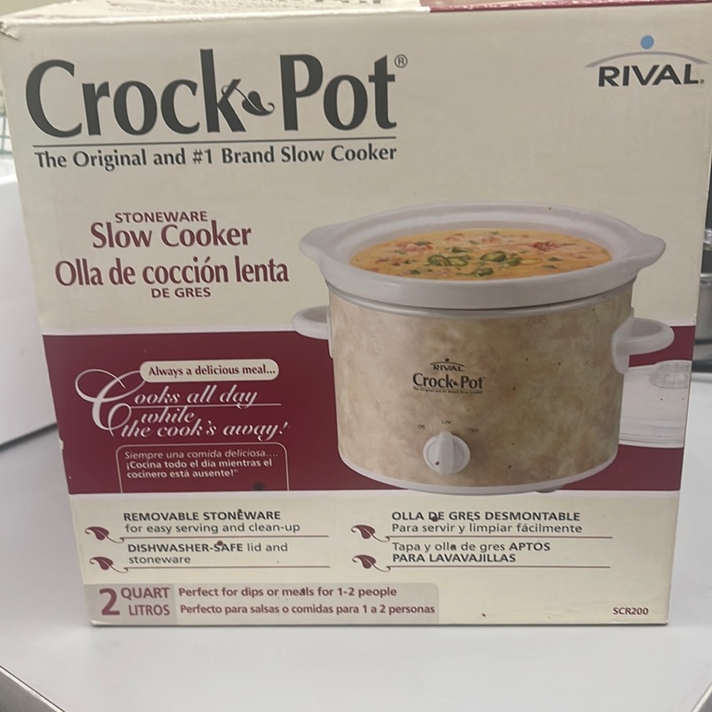 Mini slow cooker